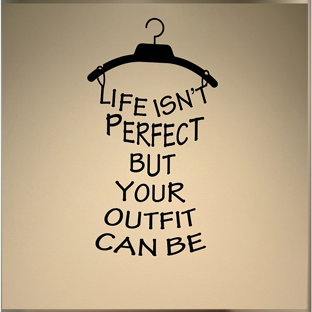 💫🙌🏽 Life Isn’t Perfect! But Your Outfit Can 💫🙌🏽